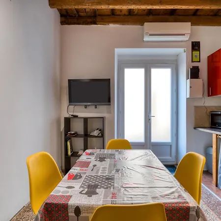 Maison Les Alpines Apartment Arles